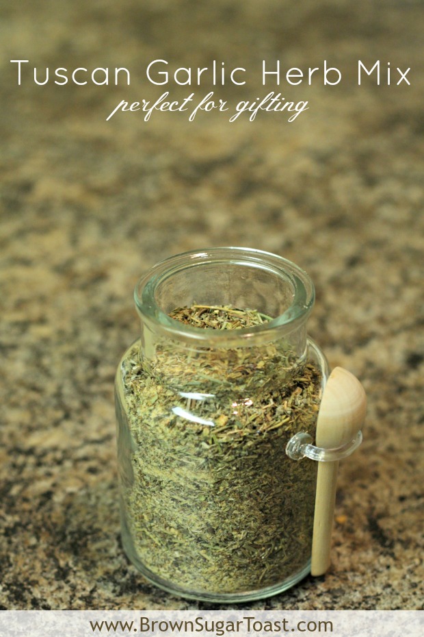 Tuscan Garlic Herb Mix // DIY Homemade Gift ideas for $5 or less
